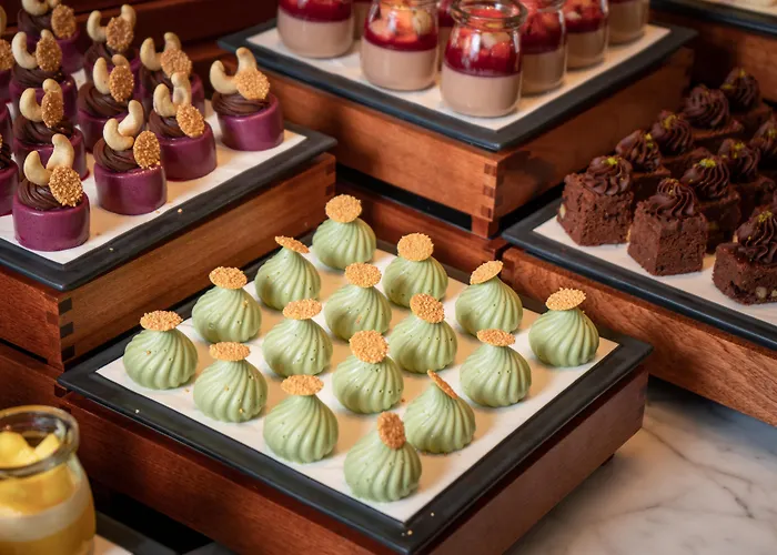  Holiday Inn Chongqing Guanyinqiao By Ihg