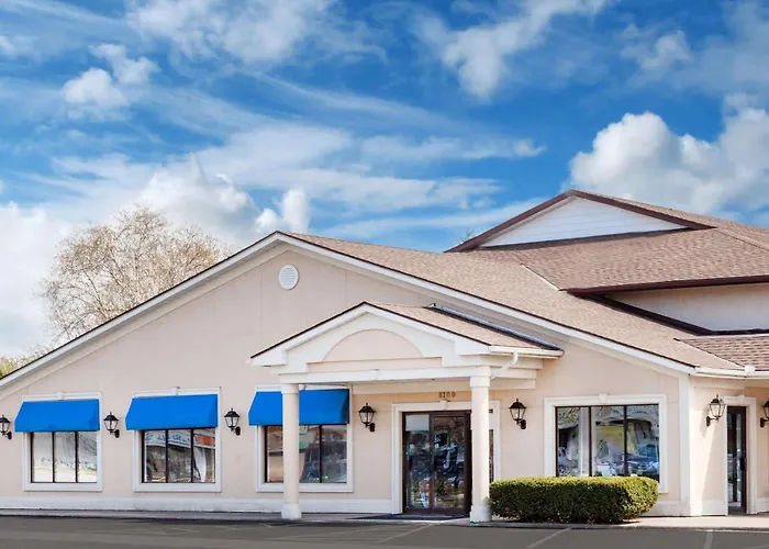 Casino hotel: Howard Johnson By Wyndham Niagara Falls