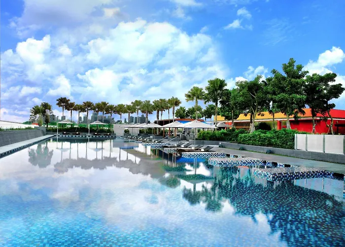 5 star hotels One Farrer