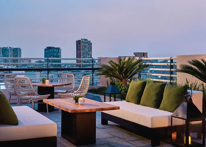 Central hotel: New World Saigon Hotel