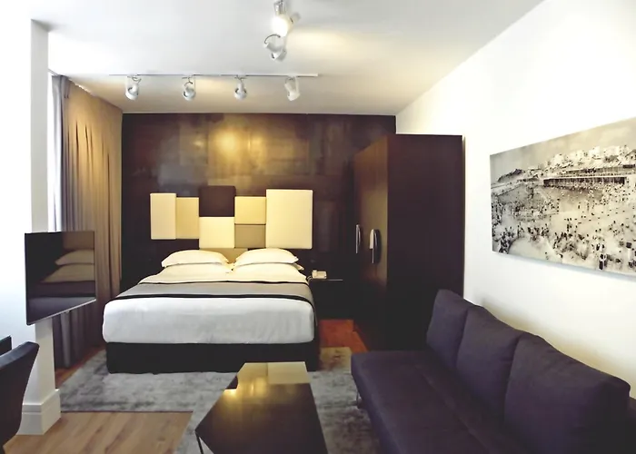 Hôtel central: Alexander Hotel