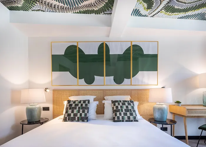 Maisons Du Monde &Suites - La Rochelle Vieux Port