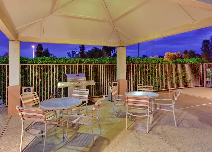Spa Hotels Resorts Sonesta Simply Suites Phoenix Tempe