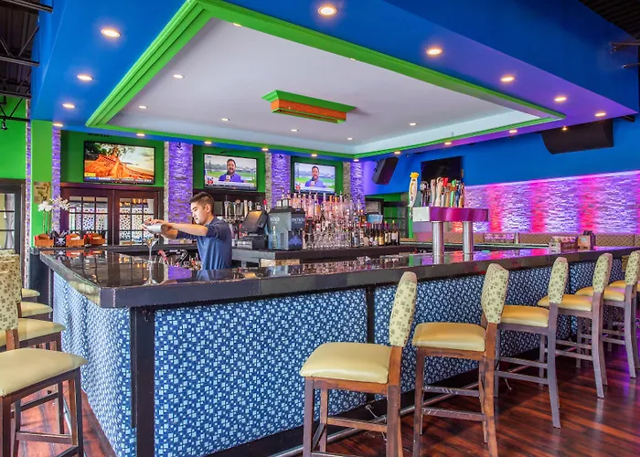 Luxury hotel only: Holiday Inn & Suites Parsippany Fairfield By Ihg