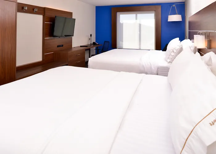Holiday Inn Express & Suites Urbana--U Of I Area By Ihg