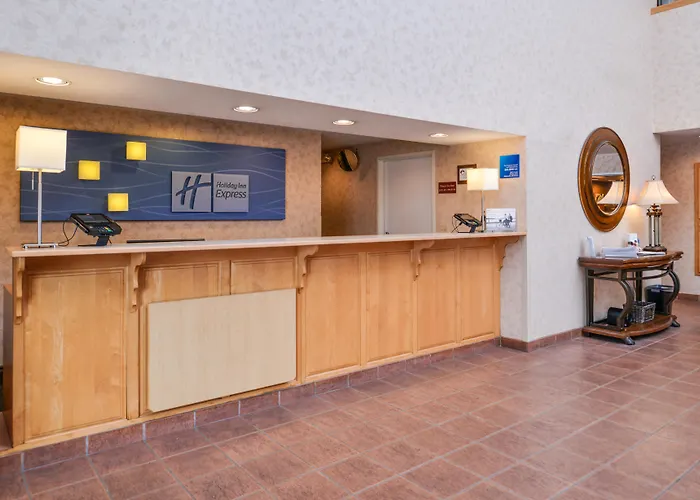 Hotel near College: Best Western Bend North