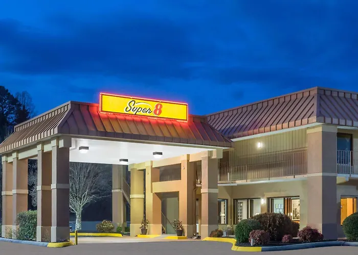 Motel: Super 8 By Wyndham Knoxville North/Powell