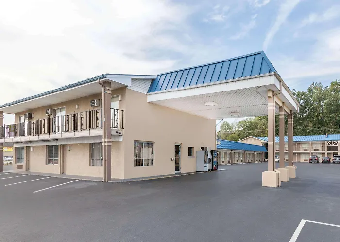 Motel: Days Inn By Wyndham Jacksonville