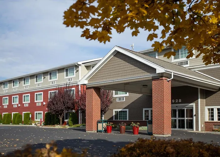 Motel: Coast Hilltop Inn