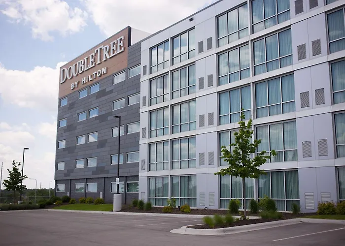 Boutique hotels Doubletree By Hilton Omaha Southwest, Ne