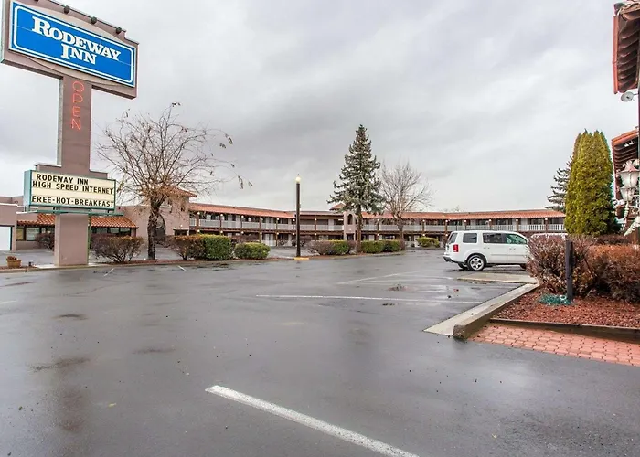 Cheap hotels Rodeway Baker City