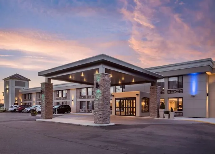 Resort: Holiday Inn Express Hotel & Suites Charlottetown By Ihg