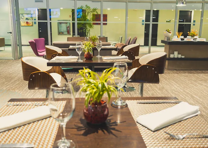 Radisson Hotel Santa Cruz