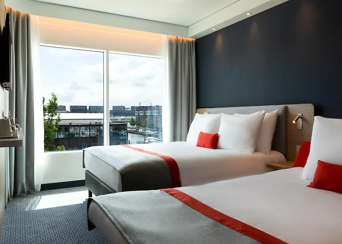 Holiday Inn Express - Almere By Ihg