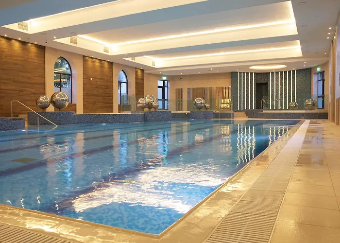 Westport Plaza Hotel, Spa & Leisure