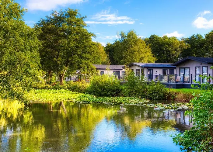 Lakeside Lodge, Green Hill Farm Holiday Village