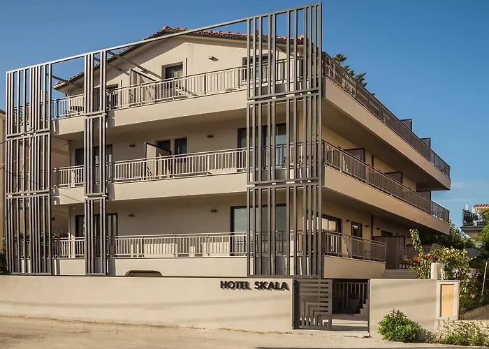Central hotel: Skala Hotel