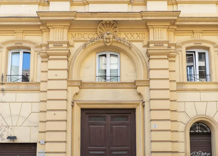 Casa degli ospiti: White Ostilia Guesthouse