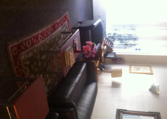 Hostel: Dc International Hostel 1