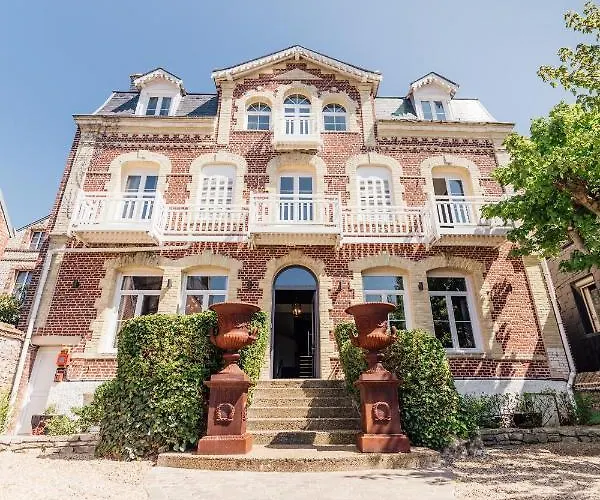 Hôtel pour familles: La villa 10 HÔTEL SPA