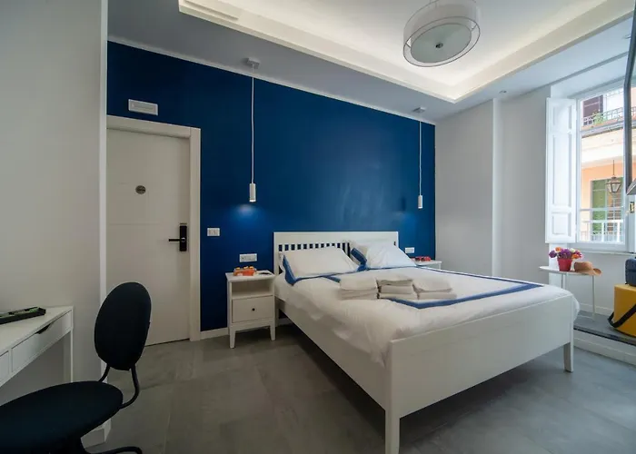 Veniero37 Guest House