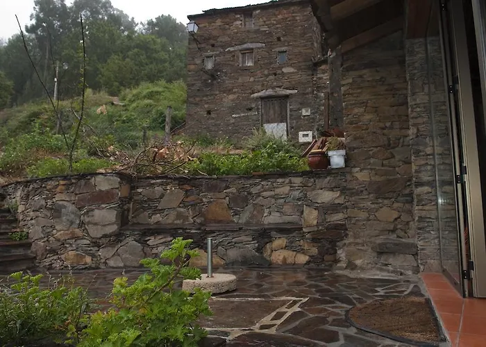 Hotel perto da faculdade: Talasnal Casa Da Urze Al