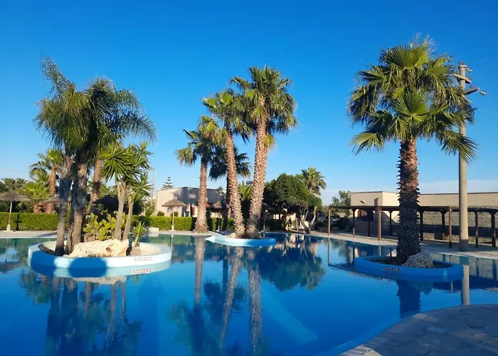 Hotel Con Piscina Oasi Del Visir