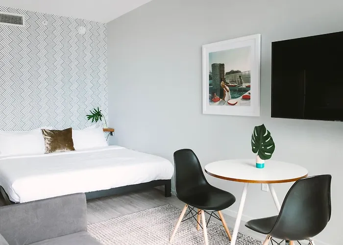 Ping Pong hotel: The Guild Downtown Miami