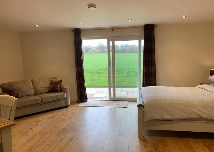 Private villas Plumptons Farm Holiday s