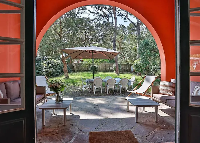 Cabine: Itsala - Hossegor agréable villa entre canal et océan à 3 minutes à pied de la plage