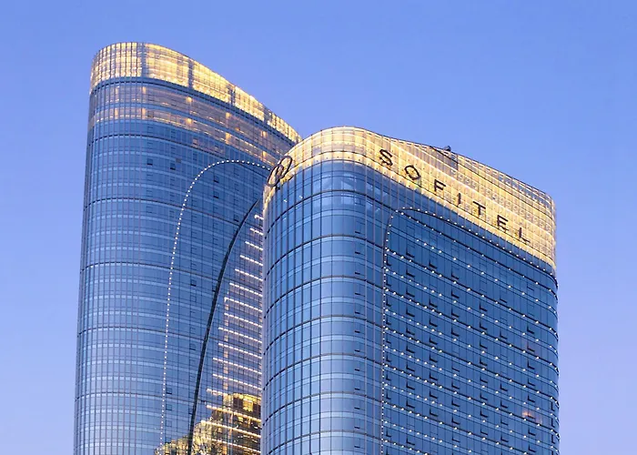 Hotel near College: Sofitel Guangzhou Sunrich