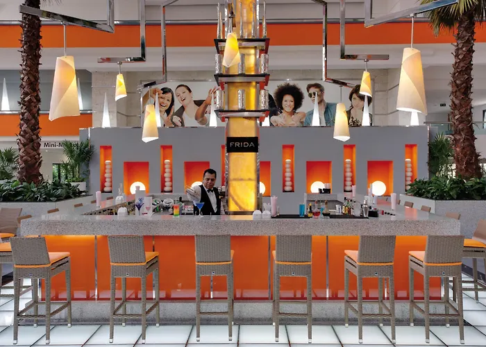 3 star hotel: Hotel Riu Caribe
