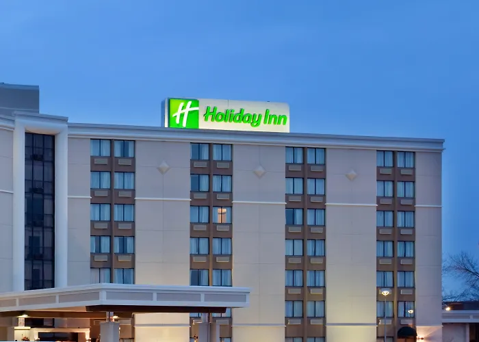 Luxury hotel only: Holiday Inn Rockford By Ihg
