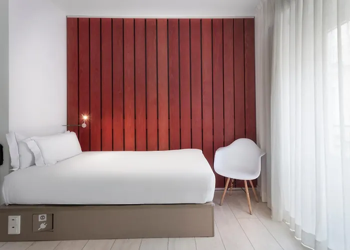 5 star hotels B&B Madrid Centro Fuencarral 52