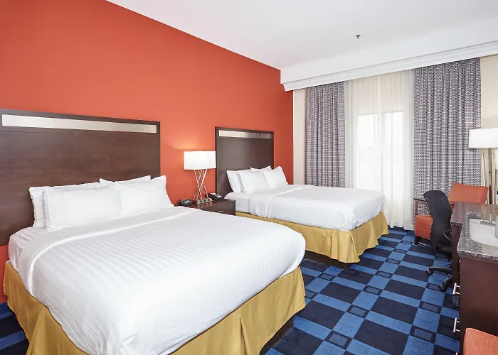 Family Friendly Hotels Holiday Inn Express And Suites Columbia University Area By Ihg
