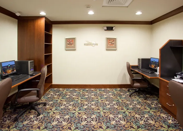 Spa Hotel: Staybridge Suites Great Falls By Ihg