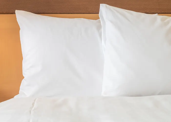 Holiday Inn Express & Suites Madison By Ihg