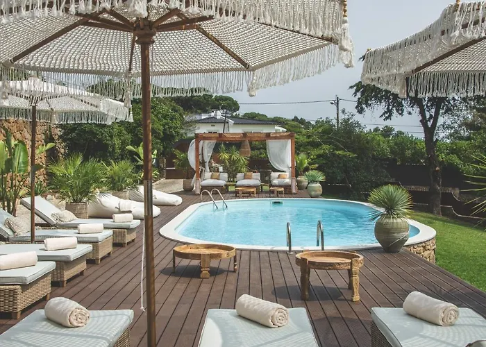 Villa Pietra Estoril Eco Guesthouse