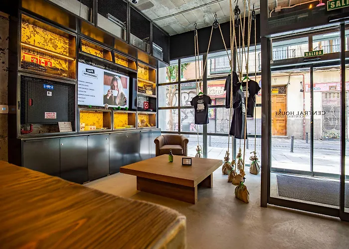 Hostel: The Central House Barcelona Gracia