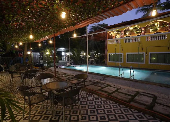 Palm Springs Beach Resort - Gorai
