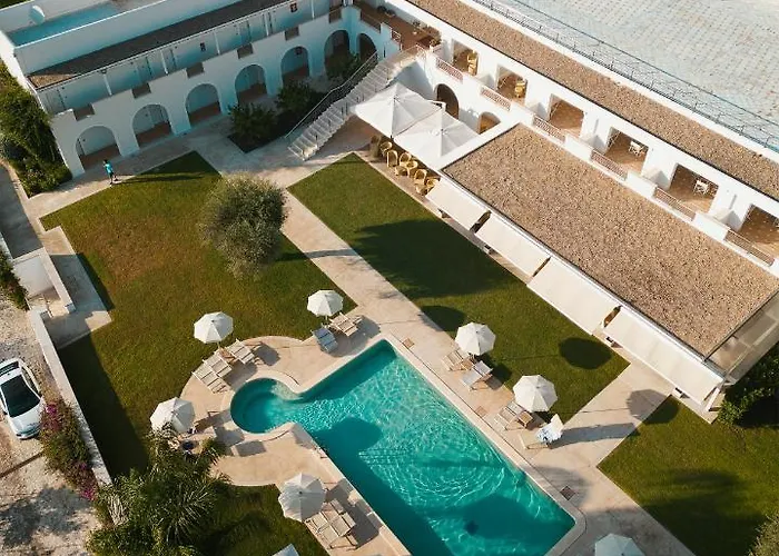 Hotel con piscina: Hotel Grotta Di Tiberio