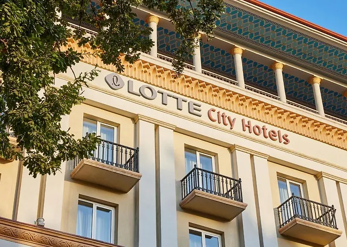 Lotte City s Tashkent Palace