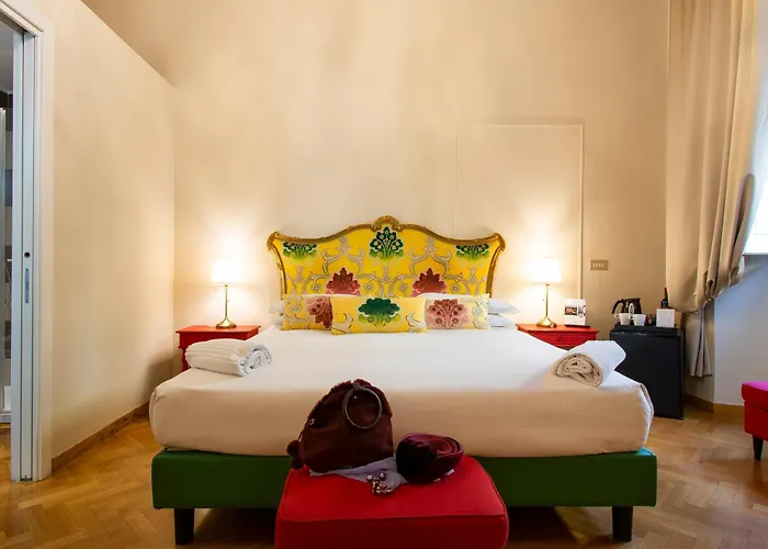  N4U Guest House Florence