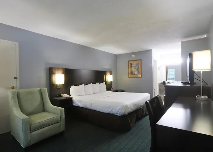 Motels Greenville Inn & Suites