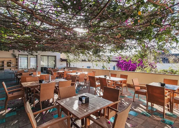 Hotel 3 stelle: Maharìa Bed&Wine