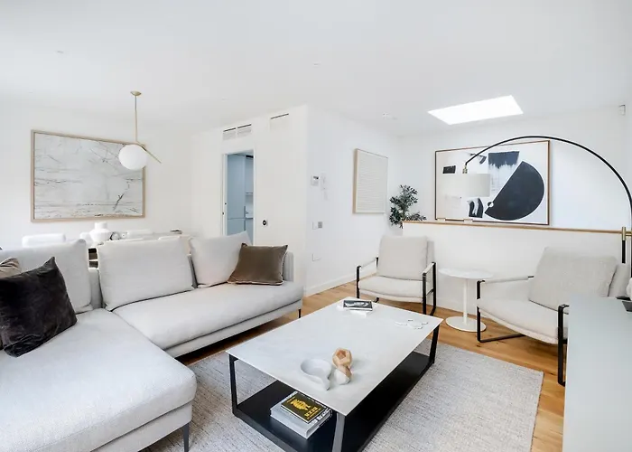 Luxury Central Mayfair Townhouse With Ac 3Br 3Ba