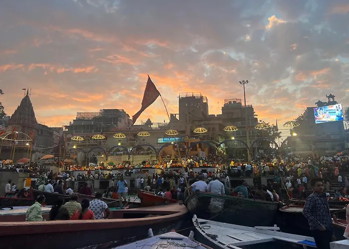 4 star hotel: The Ramayana Hotel, Ayodhya