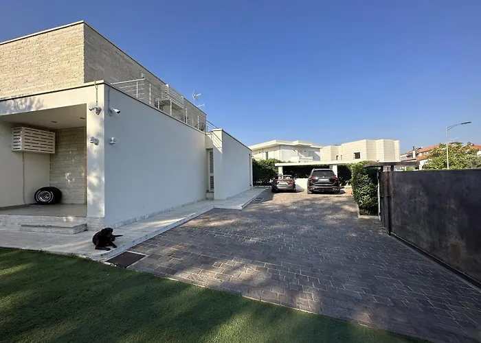 Hotel sulla spiaggia: Villa Fiorentino