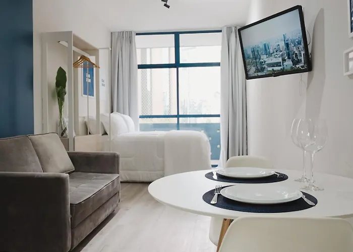 Apê Metrô Paraíso