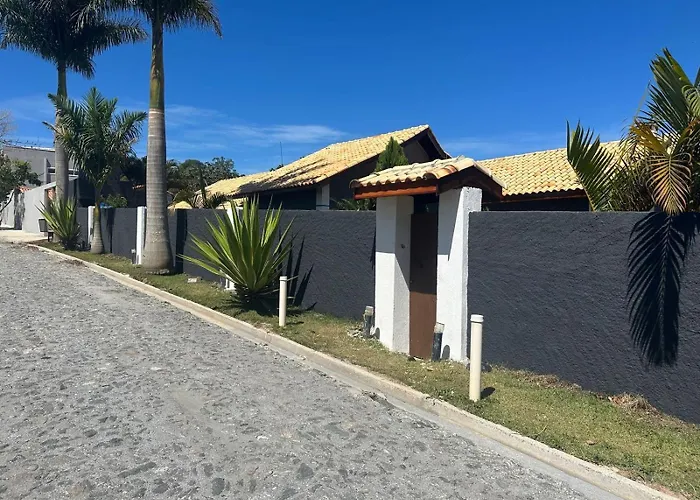 Chácara Gama em condomínio Igarata-SP - Jacuzzi com hidromassagem, piscina e sauna